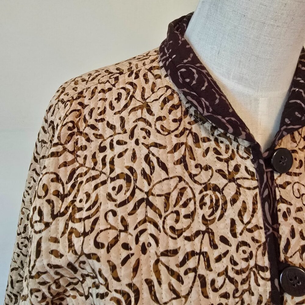Reversible Quilted Jacket in Cream & Brown - Picture 12 of 16